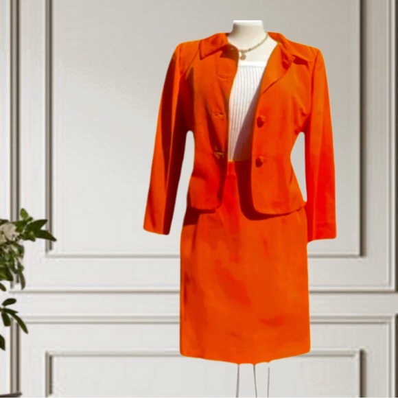 Vintage Genny Orange Skirt and Jacket Suit Size Vintage Fits Size Small - Picture 3 of 12